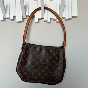 Vintage Louis Vuitton Classic Monogram Looping MM Shoulder Bag